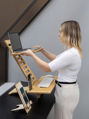 
                  
                    105-009 Station de travail en bois Assis-Debout / Sit-Stand working station
                  
                