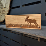 Accroche-clés mural en bois, fait au Québec  avec 5 clous à l'ancienne en guise de crochets.  (Peut aussi servir de support à colliers!)  Dimensions : 11'' x 4''