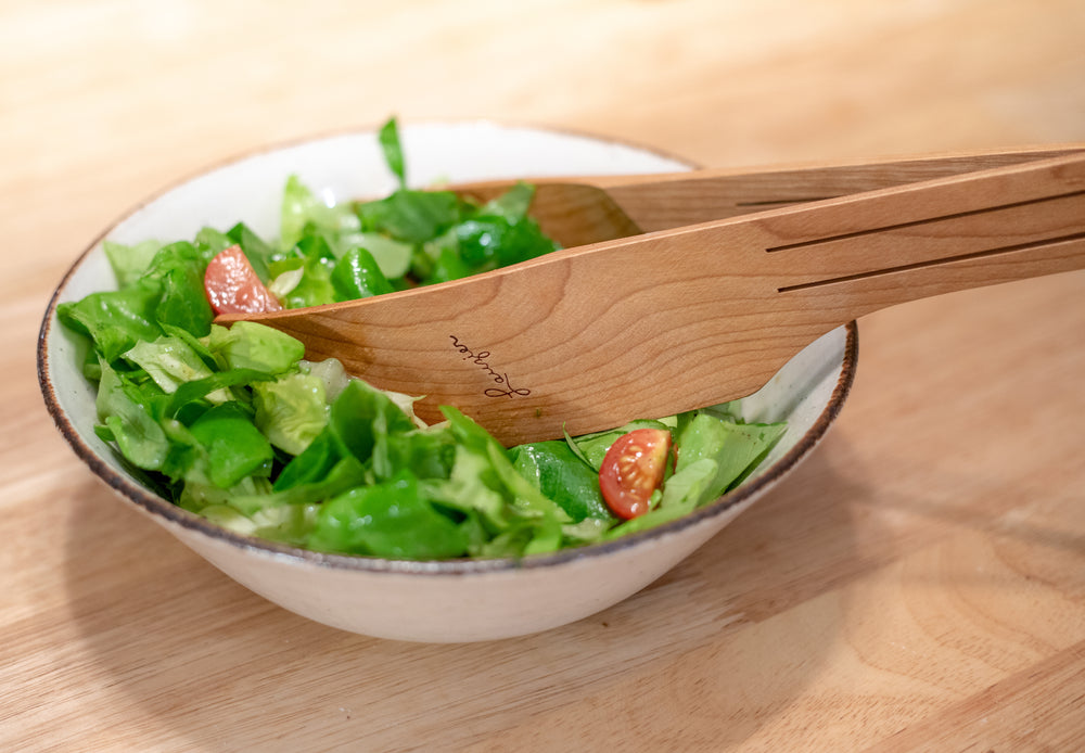 Pince à salade et main à salade en bois – Rabot D. Bois